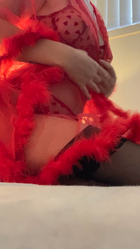 Burlesque vibes for your Friday night 🥰