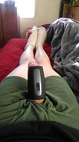 I'm crazy with this hand-free penis vibrator!-I love it