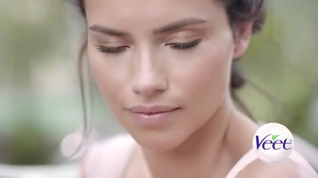 Adriana Lima | Veet Comercial | Turkey - July 2014