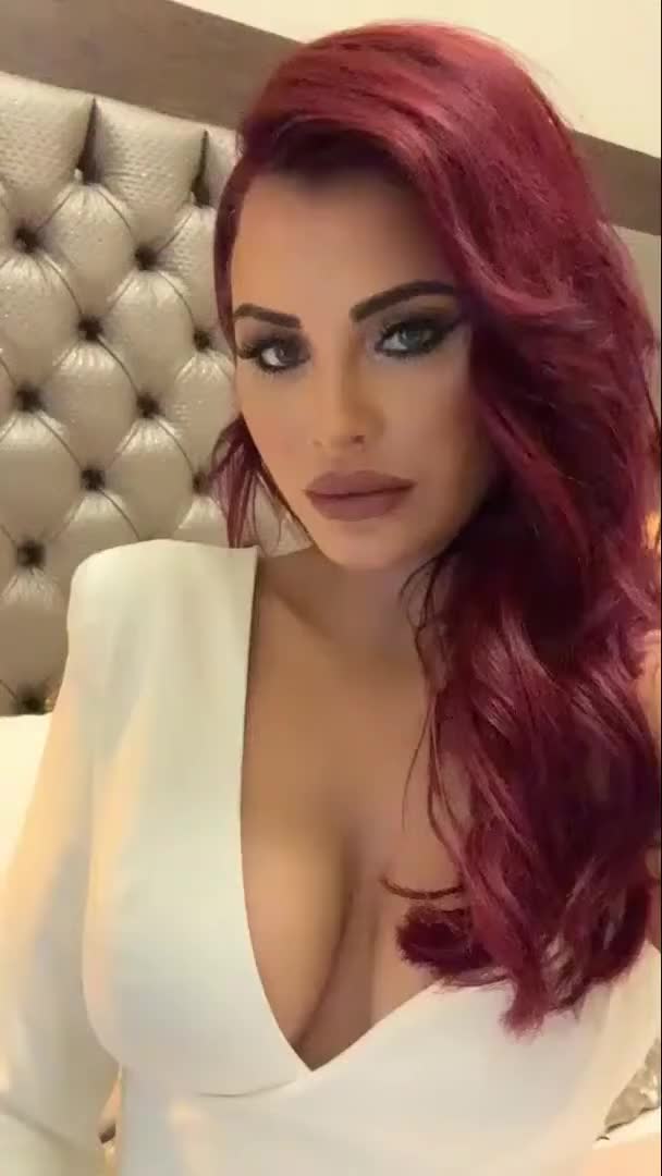Carla Howe attends Ultimate Boxxer 5 at the O2 in London