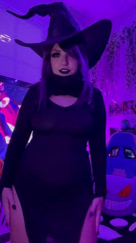 Who ordered the thick witch