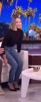 Booty Jeans Kristen Bell