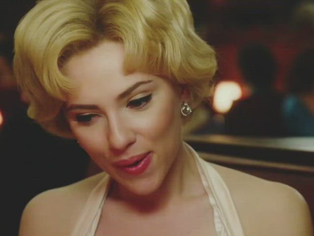 Blonde Busty Celebrity Lips Lipstick Scarlett Johansson