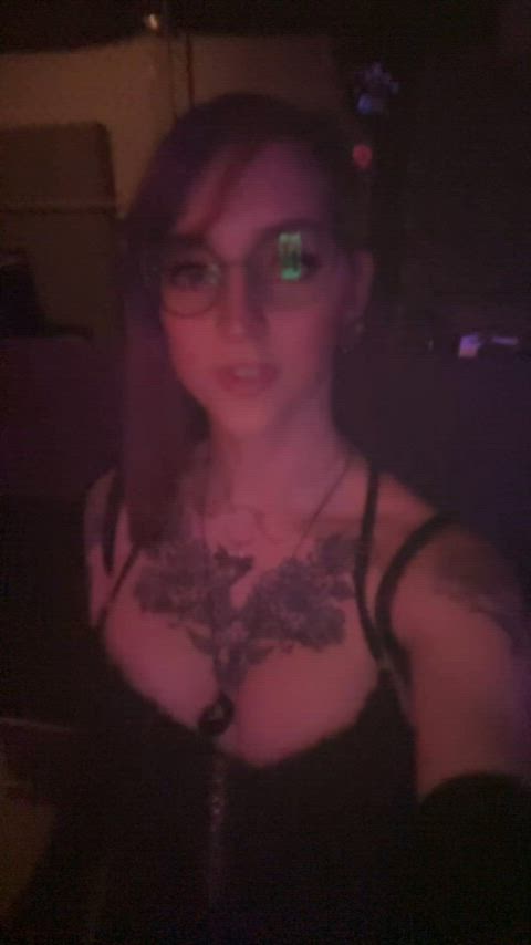 Would you go to a sex club with a trans girl?