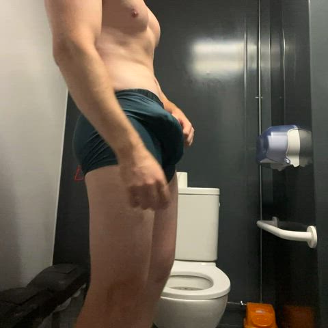 Would you join me in the gym toilets? 👀