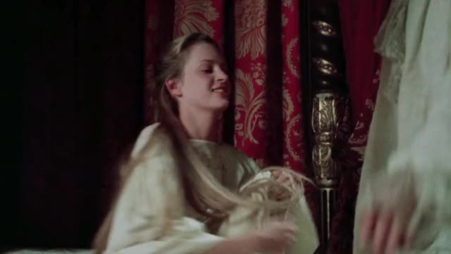 18 year old Uma Thurman in Dangerous Liaisons