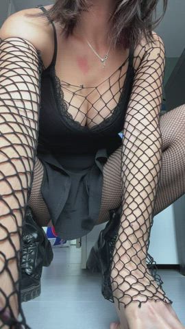 Help! My tits are a prisioner of this fishnet