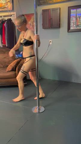 MILF Blonde Homemade Babe Dancing Pole Dance Porn GIF