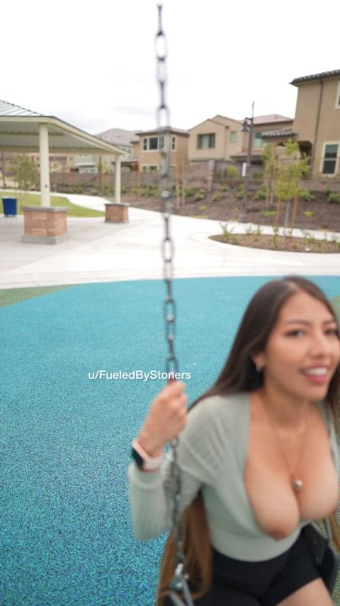 Your favorite filipina flashing on the swings