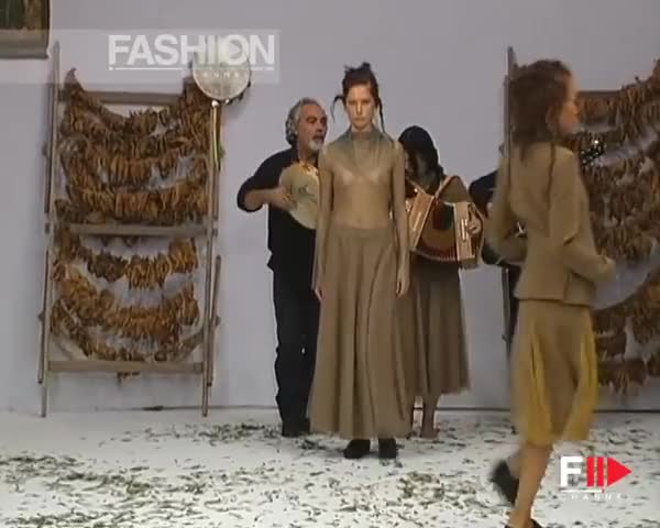 "Alexsandro Palombo" Autumn Winter 2002 2003 Milan 3 of 4 by FashionChannel