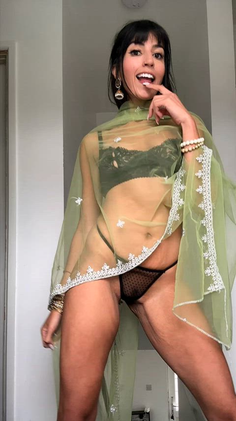 I love dancing with my dupatta on, I love fucking in it too [F]