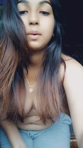 Desi Girl Showing Her Perfect Curvy Round Melons🔥🔥 [f]