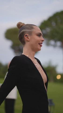 Cara Delevingne Cleavage Small Tits