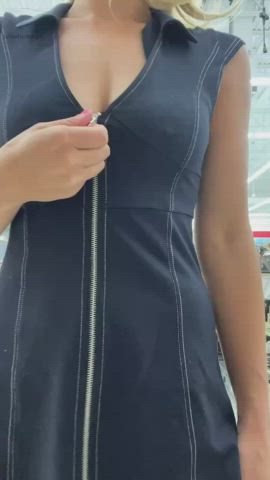 This dress was made for flashing [GIF]