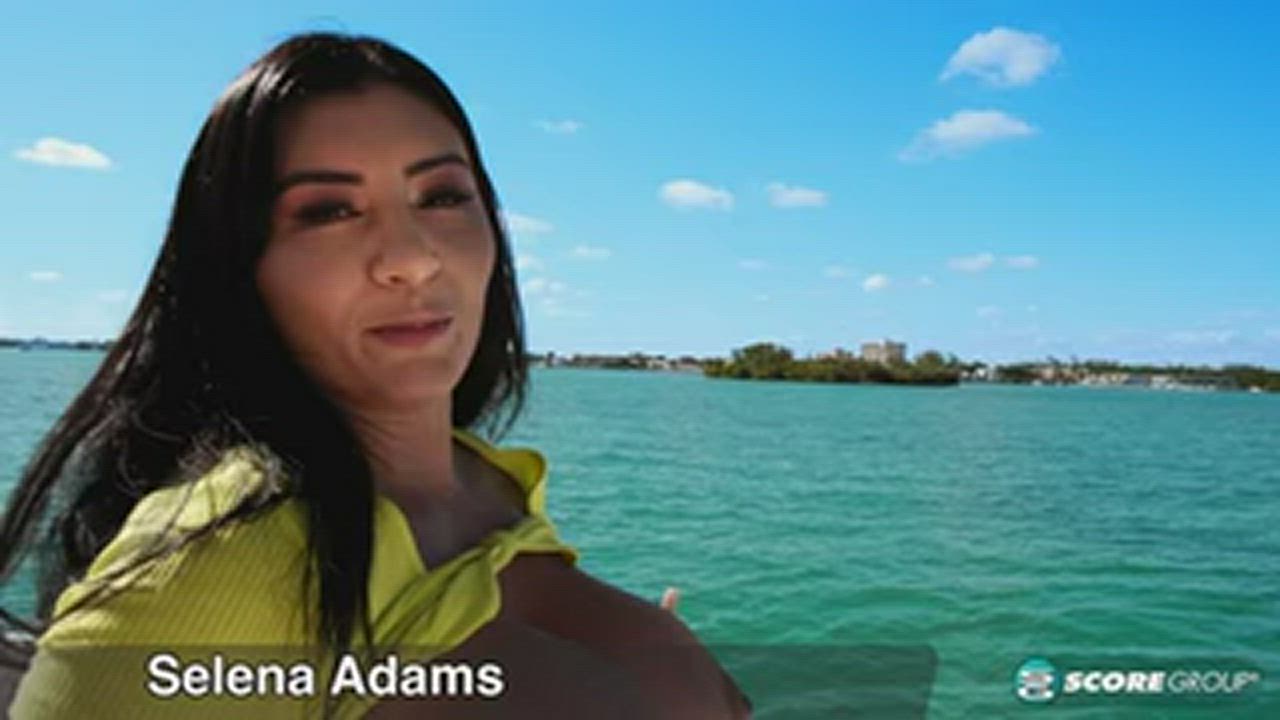 Selena Adams: A Day On The Bay