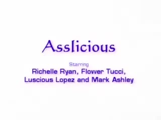 15 seconds - flower tucci, luscious lopez, and richelle ryan are asslicious