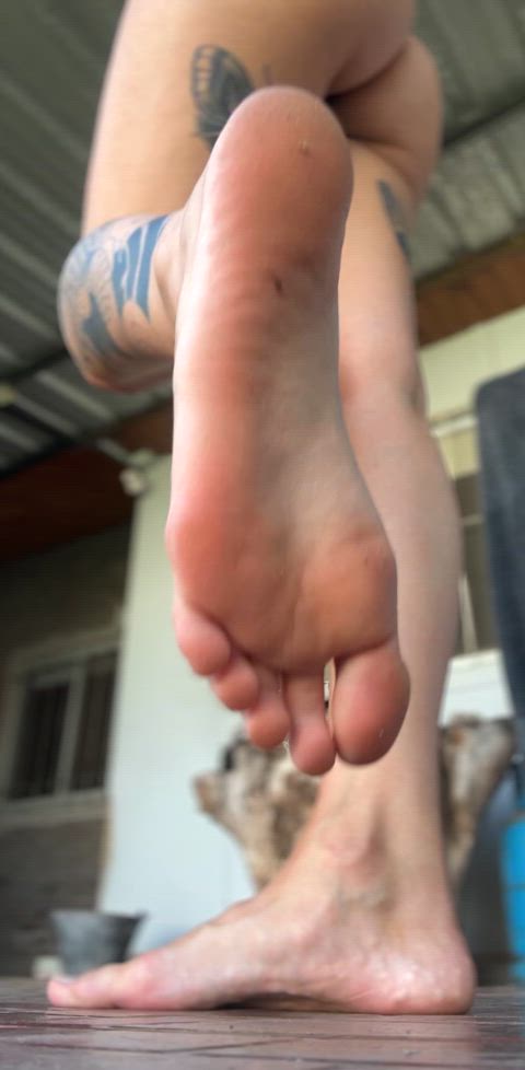 dirty or clean feet? hehe