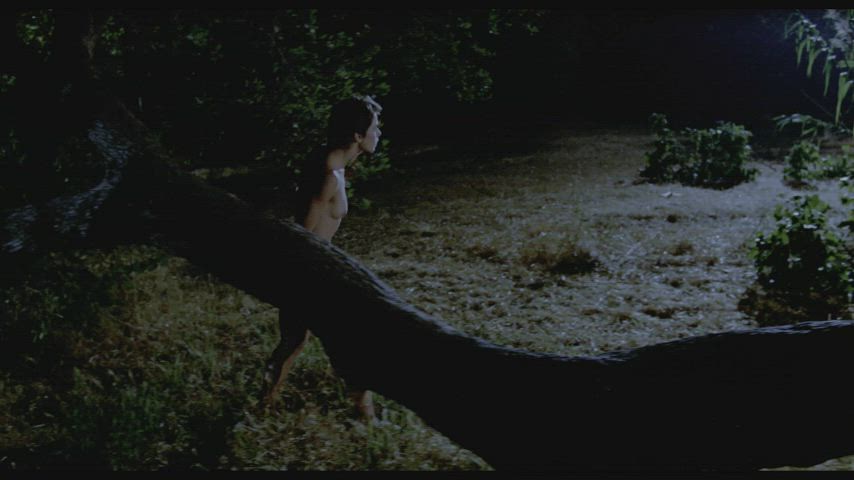 Nastassja Kinski's lithe full-frontal plots in Cat People (HD, slow motion)