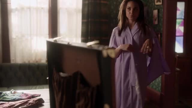 Olivia Taylor Dudley - The Magicians. (2016) s1e7 HD 1080p WEB-DL edit pst