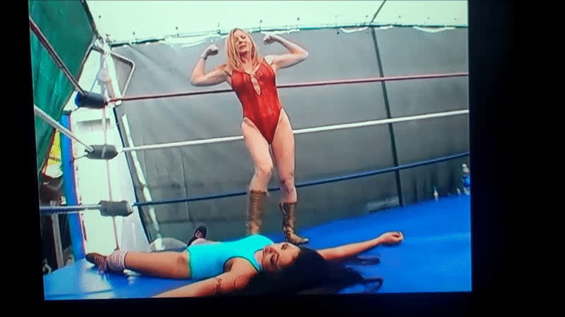 amber michaels asian blonde brunette nicole oring white girl wrestling
