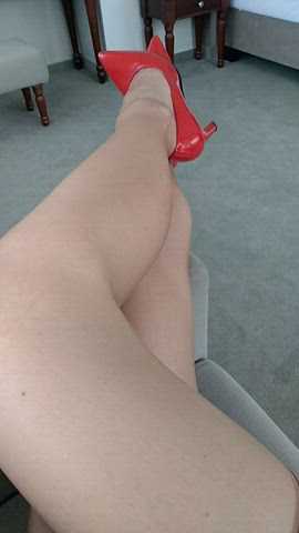 Do you like heels and stockings together? ;)