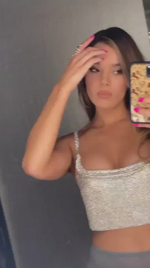 Hailee Steinfeld (selfie friday)