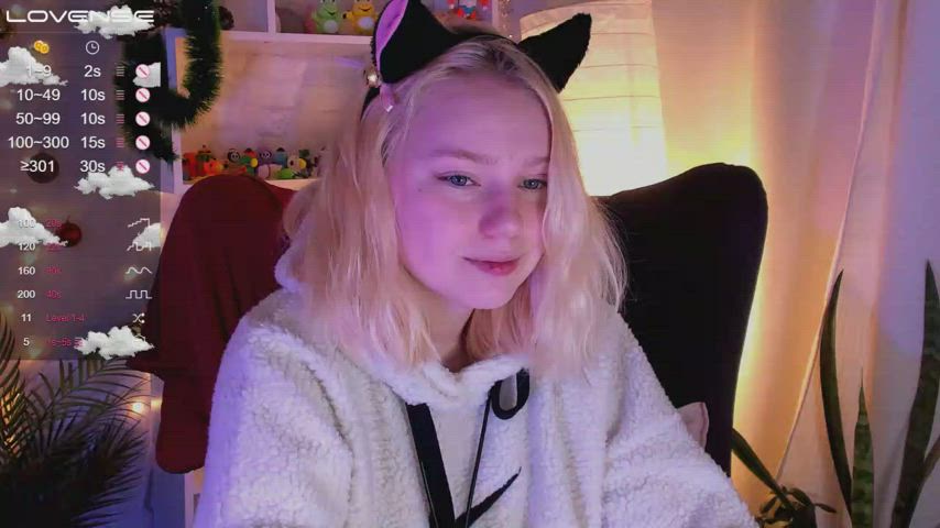 come join me here sweety https://chaturbate.com/lime_cat_nana/