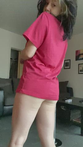 Biggest fantasy is being fucked by an older man, hoping I can fulfill that soon