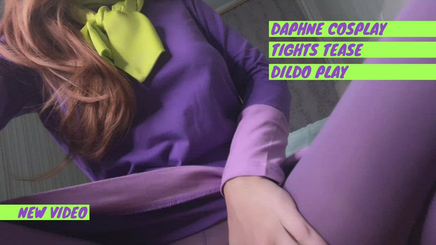 Daphne pussy play